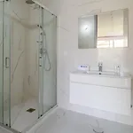 Hostwise - Modern Flat W/ Balcony, Garage & Pool شقة *