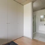 Hostwise - Modern Flat W/ Balcony, Garage & Pool