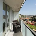 Hostwise - Modern Flat W/ Balcony, Garage & Pool شقة