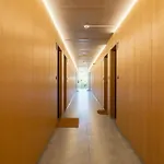 Hostwise - Modern Flat W/ Balcony, Garage & Pool * Βίλα Νόβα ντε Γκάια