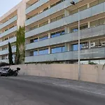 Hostwise - Modern Flat W/ Balcony, Garage & Pool * Βίλα Νόβα ντε Γκάια