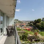 Hostwise - Modern Flat W/ Balcony, Garage & Pool شقة